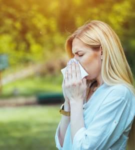 ¿Rinitis alérgica o resfriado? Así se distinguen los síntomas