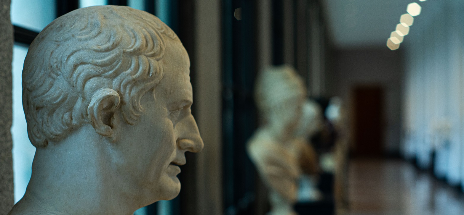 Las esculturas del Museo del Prado salen a la luz